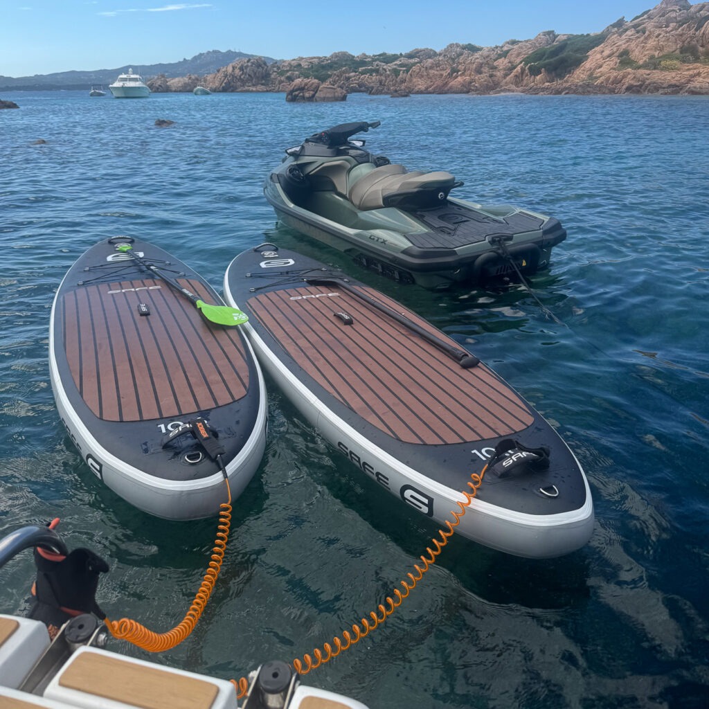Saver 11m 2024 Dream Rental Boat (2)
